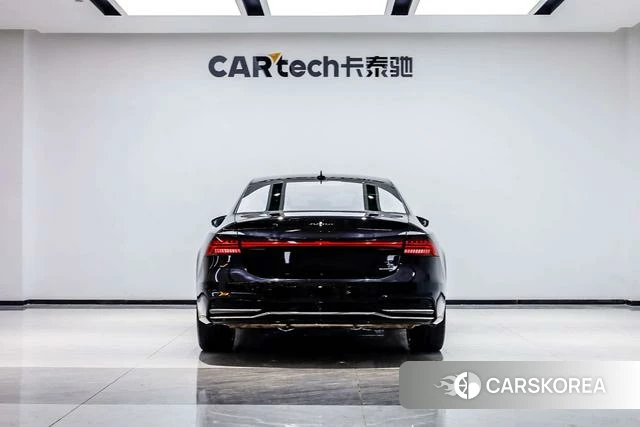 Audi A7L id 4256961 из Китая 25