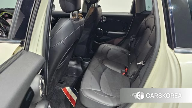 Mini Cooper S id 4465342 из Кореи 25
