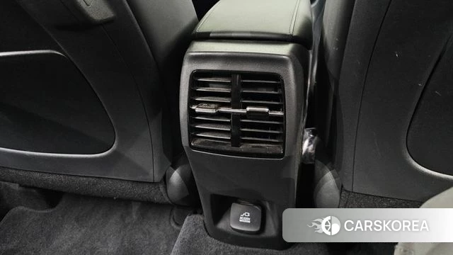 Kia Di Ol Nu Niro id 4608720 из Кореи 25