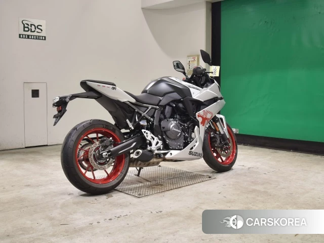 Suzuki GSX-8R id 3947461 из Японии 25