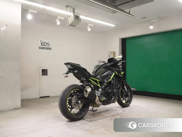 Kawasaki Z900 id 3950265 из Японии 25