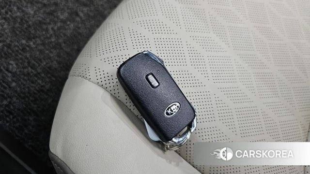 Kia Carnival 4th generation id 4429473 из Кореи 25