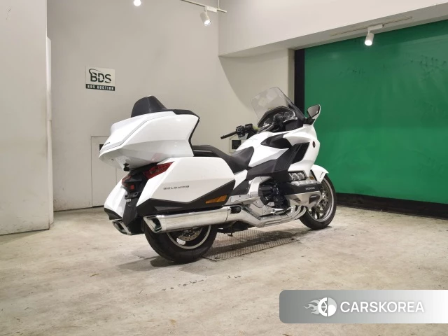 Honda GL1800 TOUR id 3947873 из Японии 25