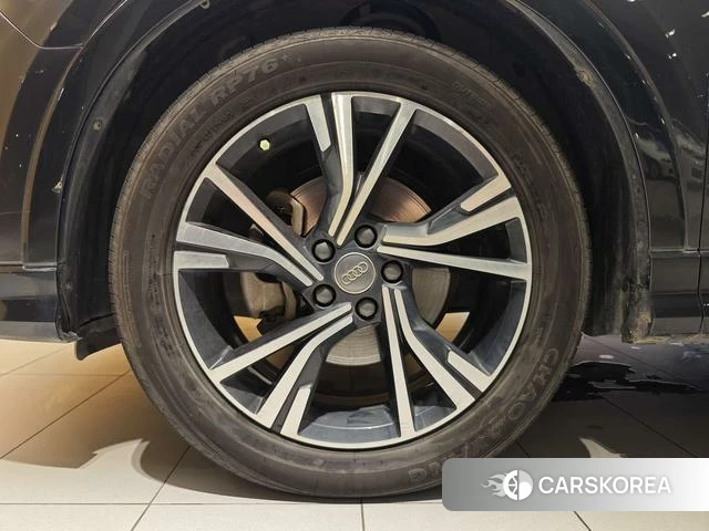 Audi Q3 Sportback id 4298529 из Китая 25
