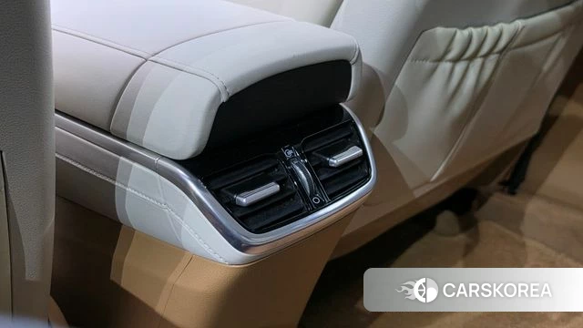 Hyundai The New Grandeur IG Hybrid id 4882133 из Кореи 25