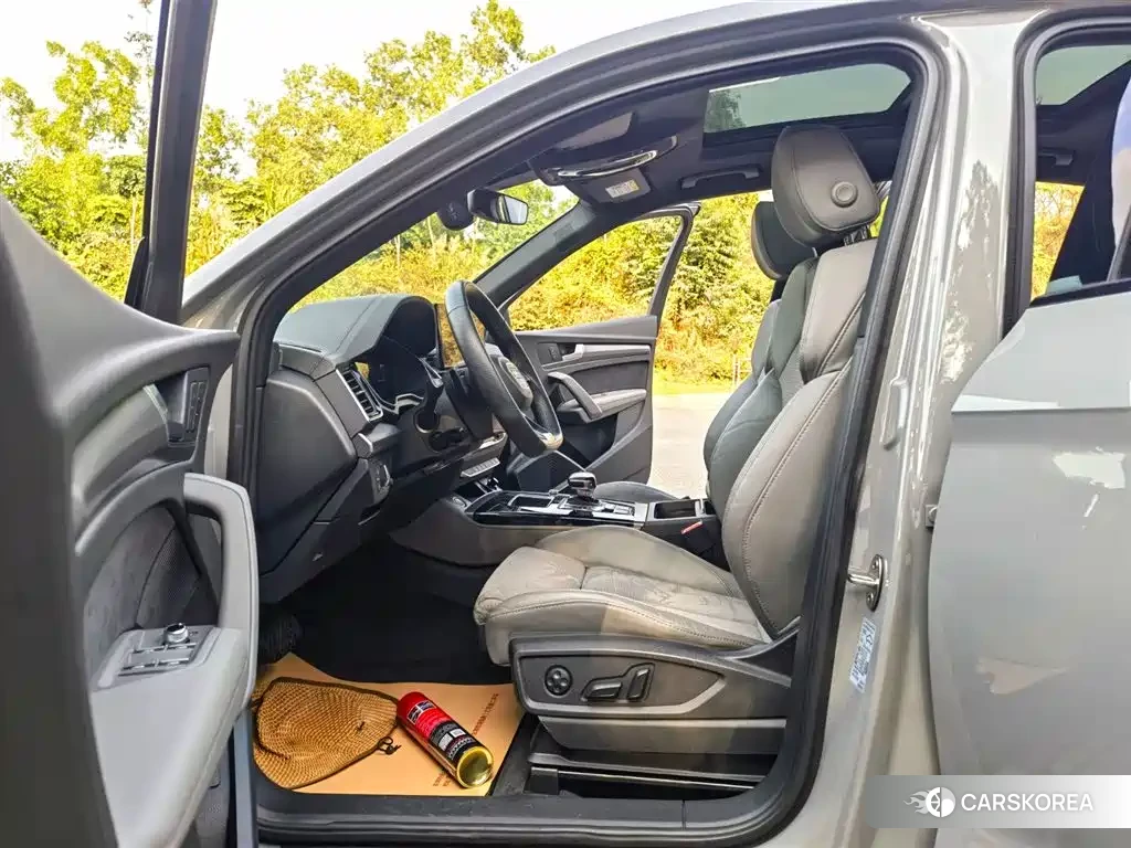 Audi Q5L id 4539080 из Китая 25