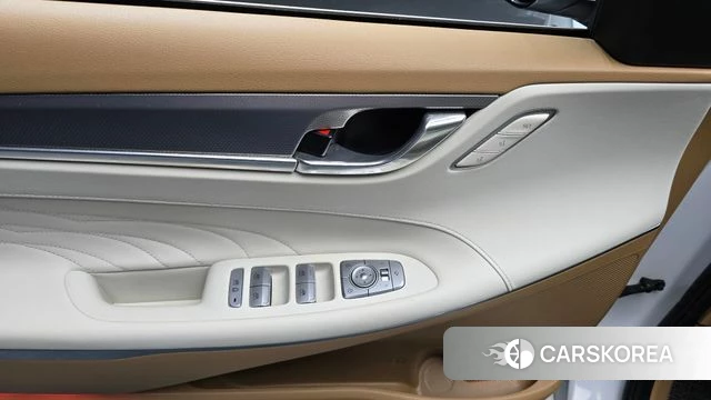 Hyundai The New Grandeur IG Hybrid id 4502078 из Кореи 25