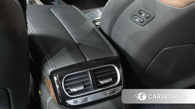 Genesis G90 id 4535286 из Кореи 25