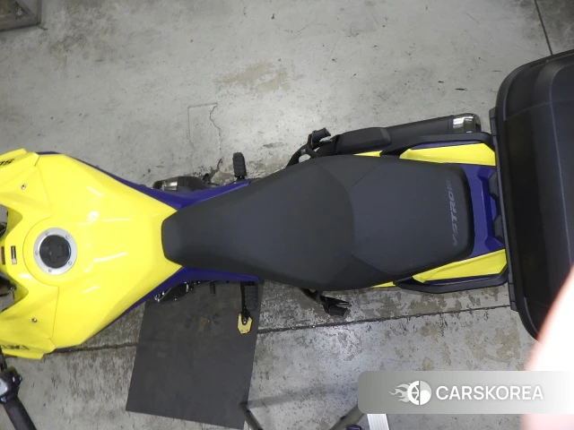 Suzuki V-STROM 800DE id 3947200 из Японии 25