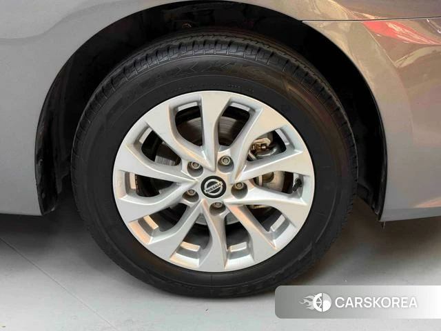 Nissan Xuan Yi id 4274548 из Китая 25