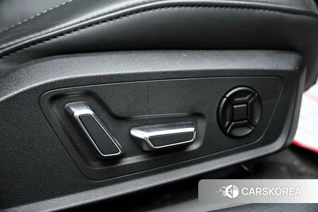 Audi A6L id 4335007 из Китая 25