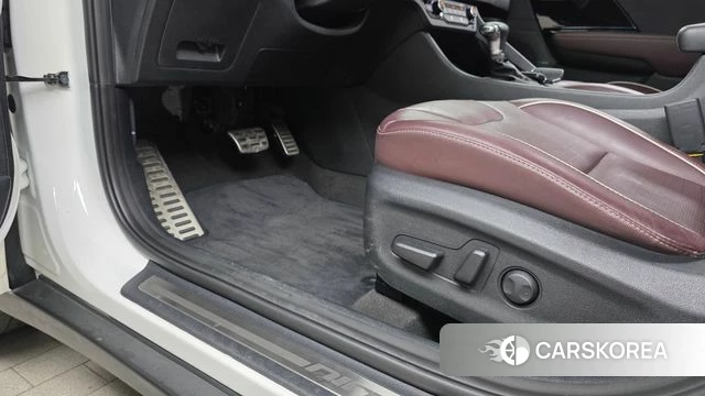 Kia The New Niro id 4458845 из Кореи 25