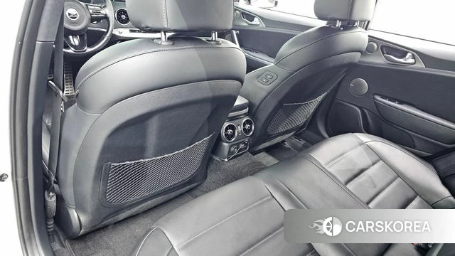 Kia Stinger id 4568346 из Кореи 25