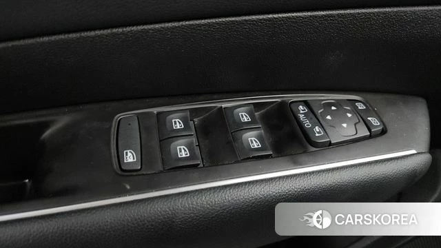 Renault Korea (Samsung) The New SM6 id 4591884 из Кореи 25