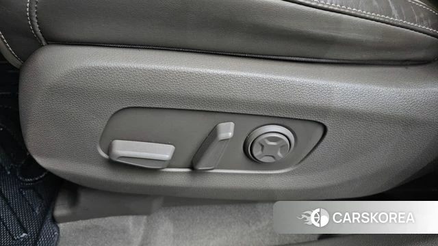 Kia Carnival 4th generation id 4383696 из Кореи 25