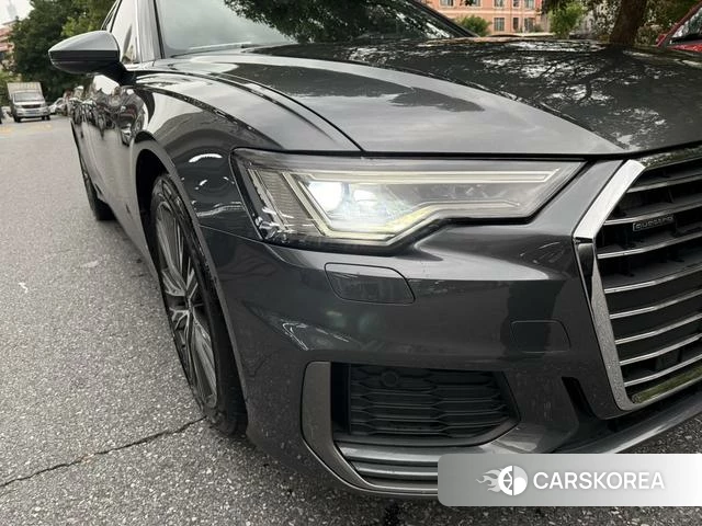 Audi A6L id 4365923 из Китая 25
