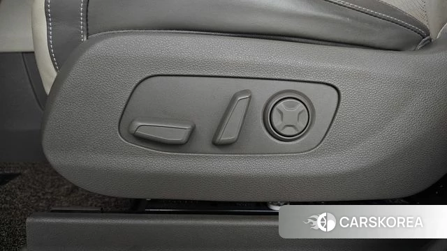 Kia Carnival 4th generation id 4250393 из Кореи 25