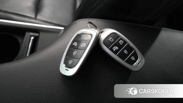 Hyundai The New Grandeur IG id 4489296 из Кореи 25
