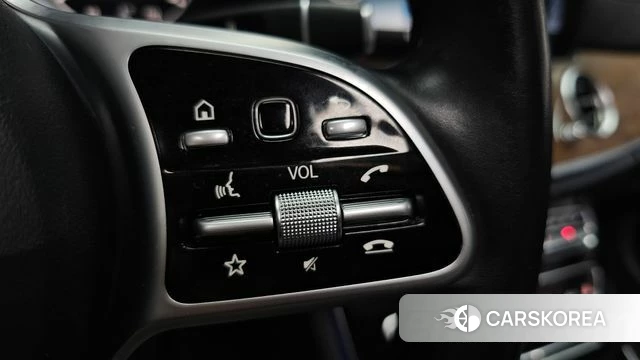 Mercedes-Benz E-Class W213 id 4574389 из Кореи 25
