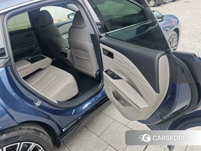 Geely Galaxy Galaxy Sparkle 8 PHEV id 4198871 из Китая 25