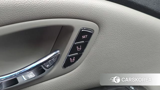 Kia The New Carnival id 4543224 из Кореи 25