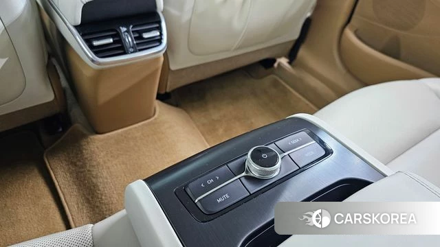 Hyundai The New Grandeur IG id 4402457 из Кореи 25