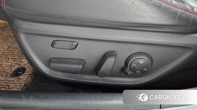 Genesis G70 id 4882441 из Кореи 25