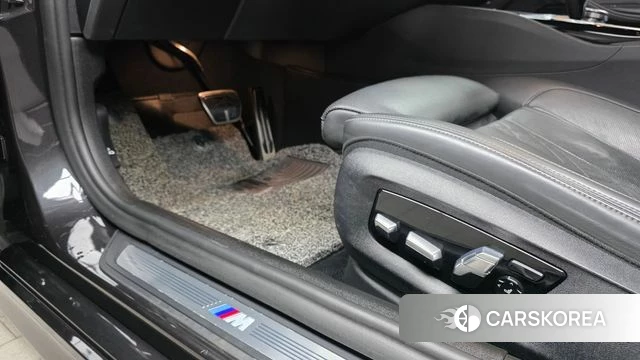 BMW 5 Series (G30) id 4465687 из Кореи 25