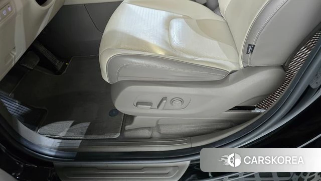 Kia Carnival 4th generation id 4618228 из Кореи 25