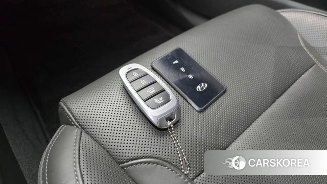 Hyundai The New Grandeur IG id 4736684 из Кореи 25