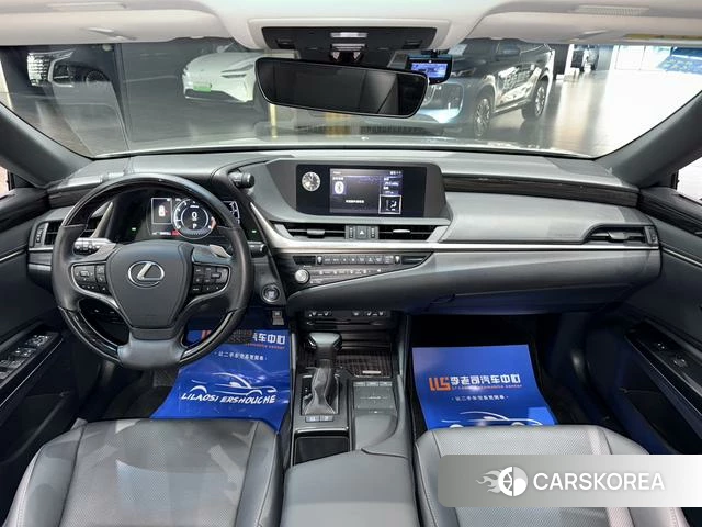 Lexus ES id 4273980 из Китая 25