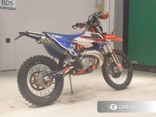 KTM 250EXC SIXDAYS TPI id 3939677 из Японии 25