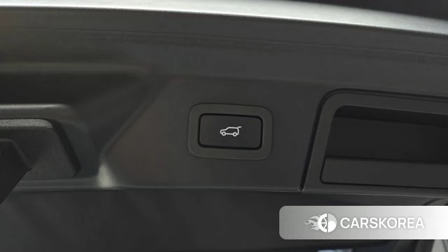 Land Rover Range Rover Velar id 4594329 из Кореи 25