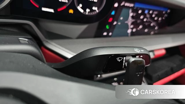 Porsche 911(992) id 4618992 из Кореи 25