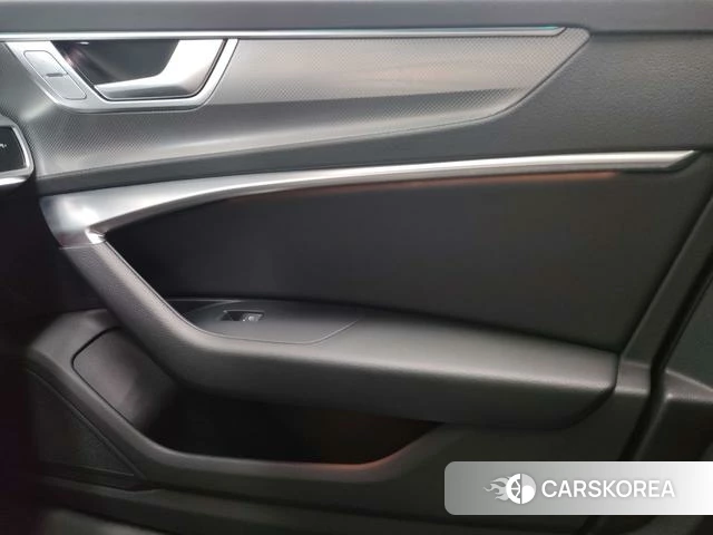 Audi A6L id 4274177 из Китая 25