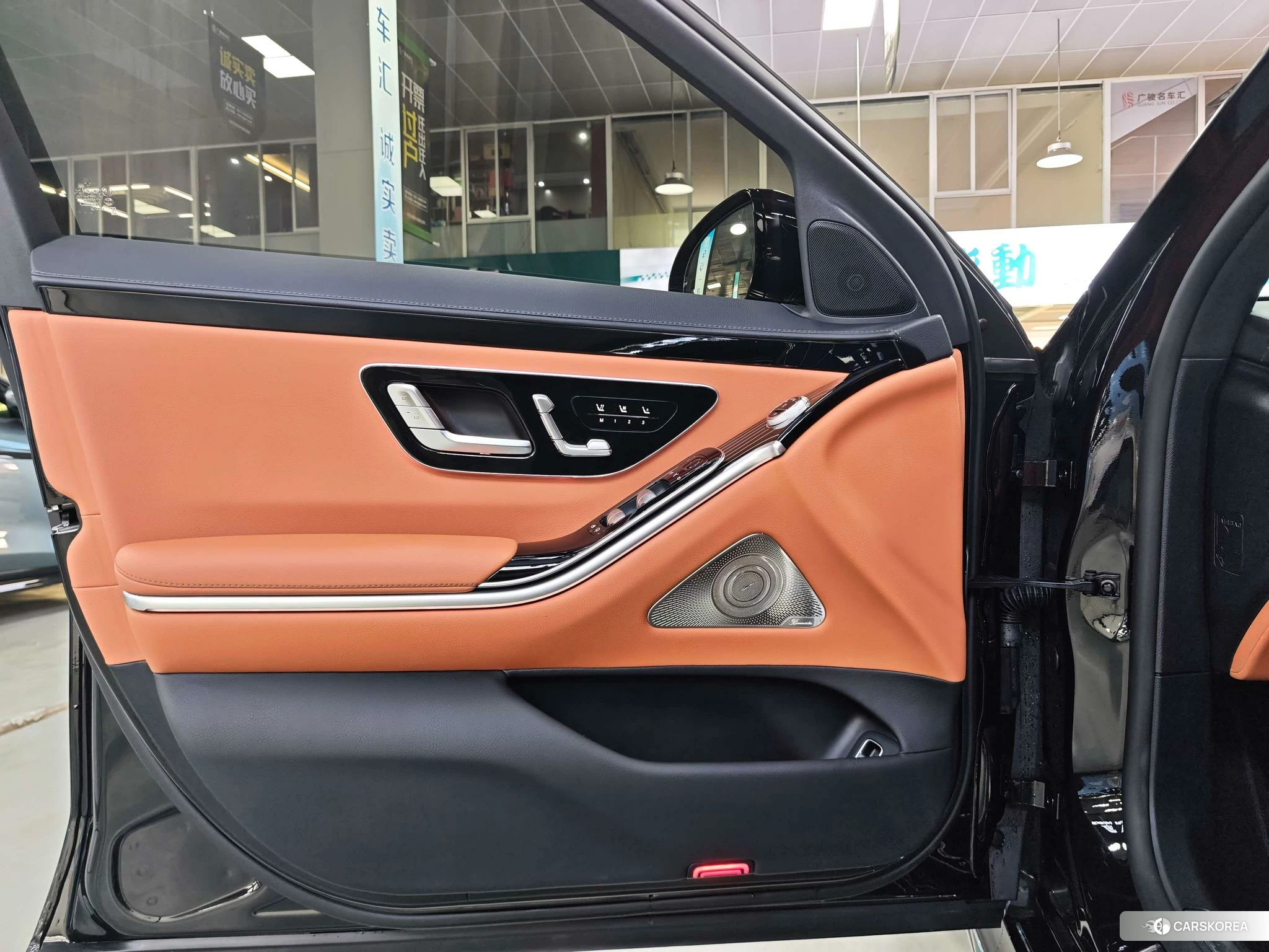 Mercedes-Benz S-class id 4474002 из Китая 25