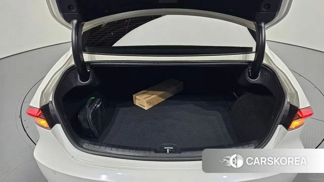 Hyundai The New Grandeur IG Hybrid id 4906356 из Кореи 25