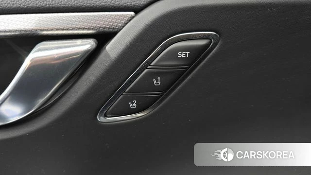 Hyundai The New Grandeur IG Hybrid id 4481798 из Кореи 25