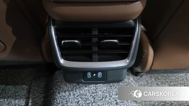 Hyundai Grandeur (GN7) id 4401018 из Кореи 25