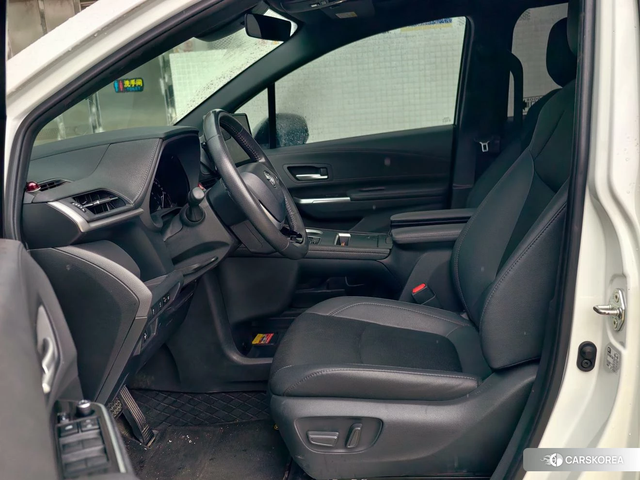 Toyota Saina id 4479594 из Китая 24