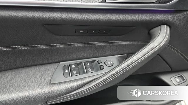 BMW 5 Series (G30) id 4850131 из Кореи 25