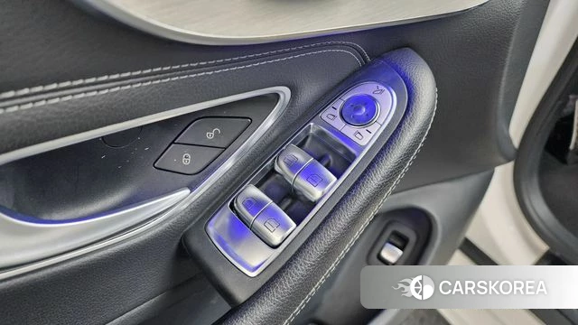 Mercedes-Benz C-Class W205 id 4428296 из Кореи 25