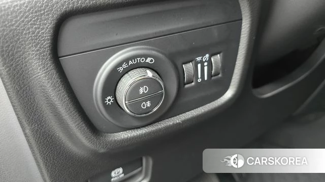 Jeep Grand Cherokee (WL) id 4792437 из Кореи 25