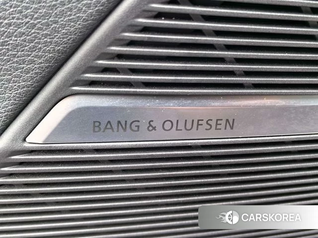 Audi Q7 id 4314591 из Китая 25