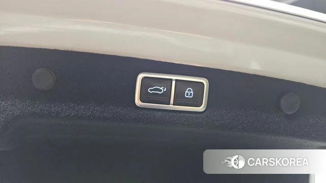 Hyundai Grandeur Hybrid (GN7) id 4414295 из Кореи 25