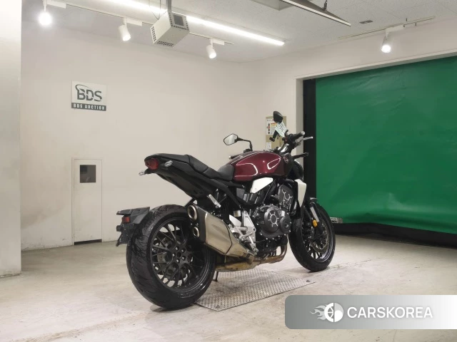 Проданный Honda CB1000R id 3949597 из Японии, фото 25