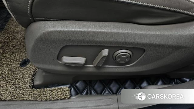Kia Carnival 4th generation id 4268012 из Кореи 25