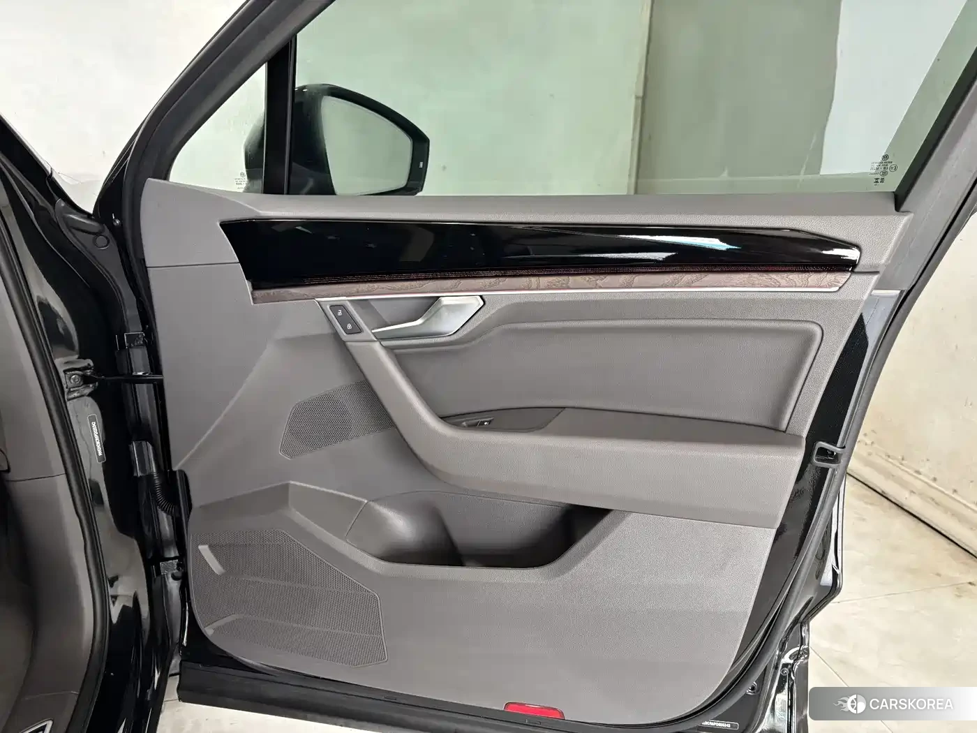 Volkswagen Touareg id 4679569 из Китая 25