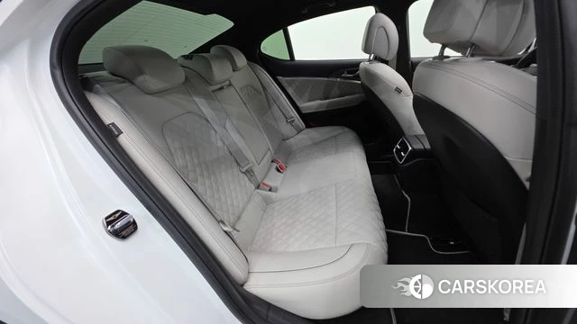 Genesis The New G70 id 4243255 из Кореи 25