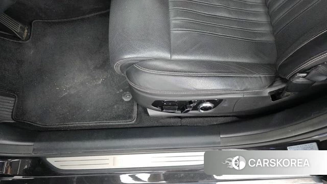 Genesis G90 id 4900596 из Кореи 25